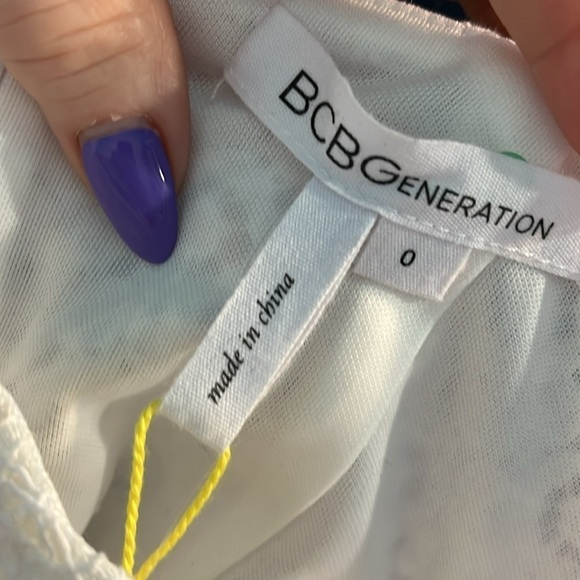 BCBGeneration Lace Pencil Skirt NWT White Floral Size 0 Partially Lined - Picture 7 of 12